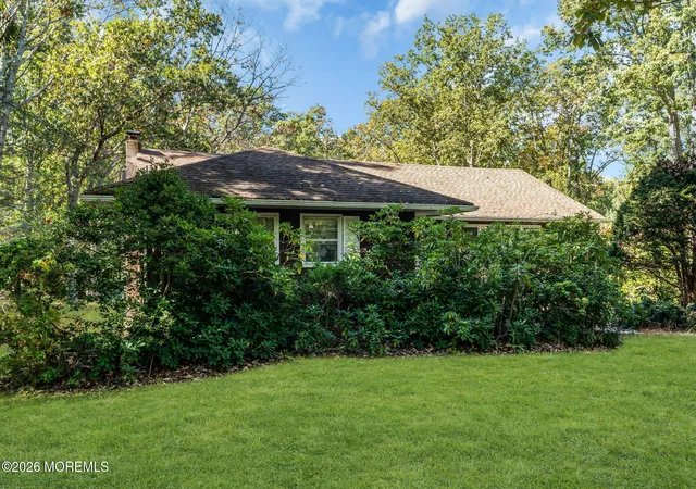 Photo 4 of Single family home for sale at 52 N Cooks Brg Rd, Jackson, NJ 08527 | MLS# 22633040 | Listing updated on 2026-10-24