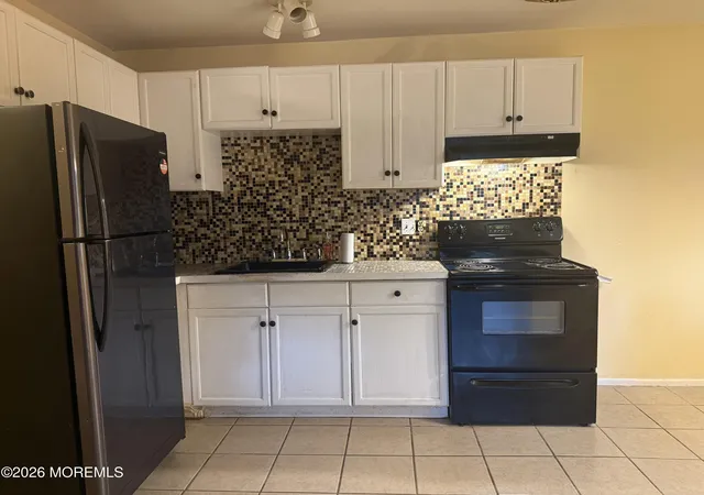 Photo 3 of Single family home for sale at 221 C Columbine Ave, Whiting, NJ 08759 | MLS# 22633088 | Listing updated on 2026-10-19