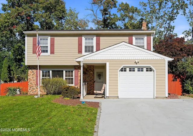 Single family home for sale at 9 Poplar St, Howell, NJ 07731 | MLS# 22633770