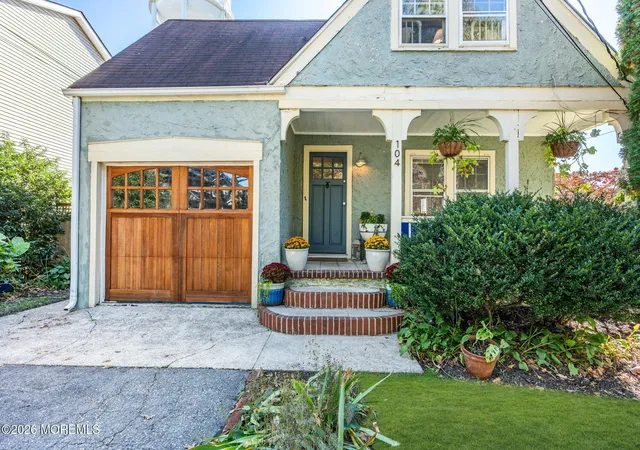 Photo 2 of Single family home for sale at 104 Iroquois Rd, Manasquan, NJ 08736 | MLS# 22633103 | Listing updated on 2026-10-28