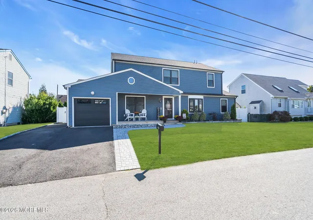 Photo 3 of Single family home for sale at 1513 Neptune Ave, Beachwood, NJ 08722 | MLS# 22633228 | Listing updated on 2026-10-28