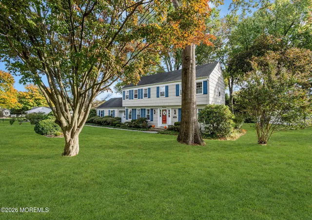 Photo 4 of Single family home for sale at 19 Ivy Hl Rd, Red Bank, NJ 07701 | MLS# 22633461 | Listing updated on 2026-10-26