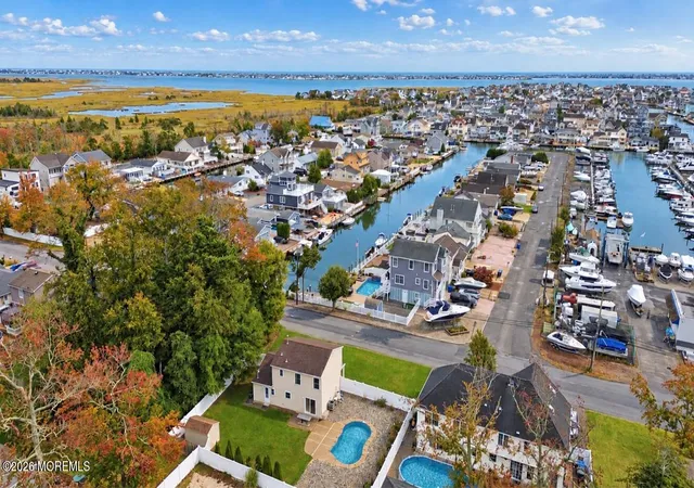 Photo 2 of Single family home for sale at 70 Pilot Dr, Brick, NJ 08723 | MLS# 22633251 | Listing updated on 2026-10-27