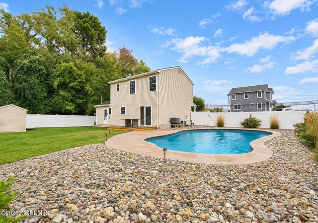 Photo 3 of Single family home for sale at 70 Pilot Dr, Brick, NJ 08723 | MLS# 22633251 | Listing updated on 2026-10-27