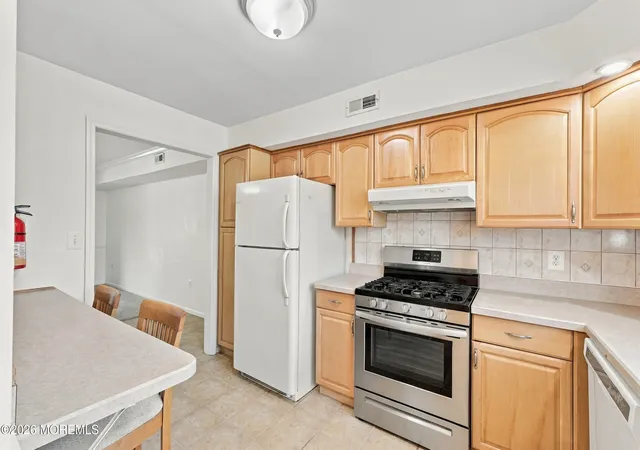 Photo 4 of Single family home for sale at 694 Darlington Dr #88, Old Bridge, NJ 08857 | MLS# 22633528 | Listing updated on 2026-10-28