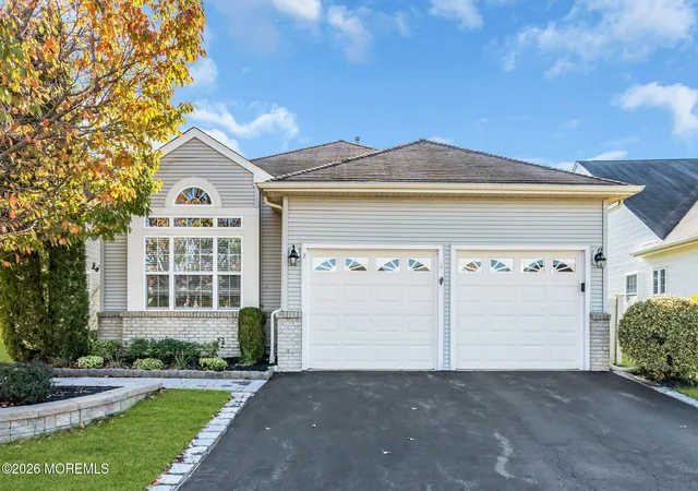 Photo 1 of Single family home for sale at 7 Valencia Dr, Manchester Township, NJ 08759 | MLS# 22633204 | Listing updated on 2026-10-27