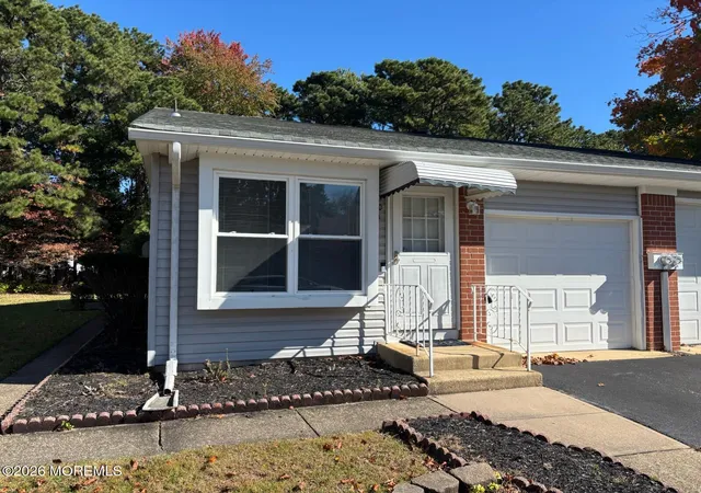 Photo 1 of Single family home for sale at 40 Hudson Pkwy #A, Whiting, NJ 08759 | MLS# 22633362 | Listing updated on 2026-10-21