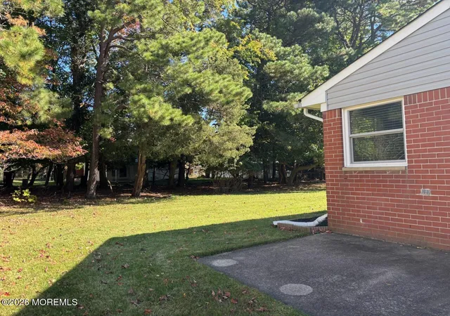 Photo 3 of Single family home for sale at 40 Hudson Pkwy #A, Whiting, NJ 08759 | MLS# 22633362 | Listing updated on 2026-10-21