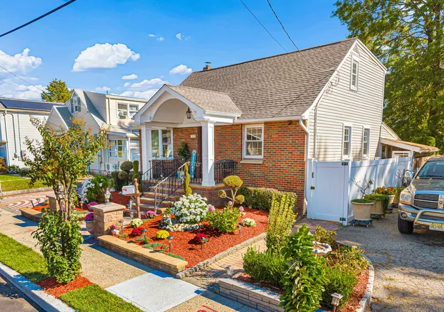 Photo 2 of Single family home for sale at 764 Carlock Ave, Perth Amboy, NJ 08861 | MLS# 22633246 | Listing updated on 2026-10-26