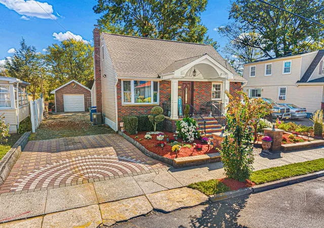 Photo 3 of Single family home for sale at 764 Carlock Ave, Perth Amboy, NJ 08861 | MLS# 22633246 | Listing updated on 2026-10-26