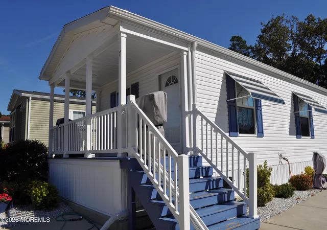Photo 2 of Manufactured home for sale at 7 Fox St, Whiting, NJ 08759 | MLS# 22633544 | Listing updated on 2026-10-23