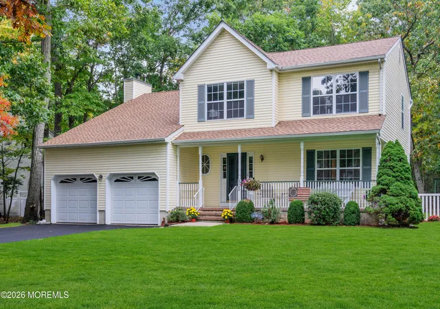 Photo 2 of Single family home for sale at 505 Declaration Ln, Jackson, NJ 08527 | MLS# 22633454 | Listing updated on 2026-10-29