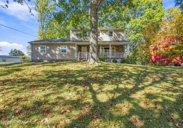Photo 3 of Single family home for sale at 27 Surrey Ln, Eatontown, NJ 07724 | MLS# 22633361 | Listing updated on 2026-10-24