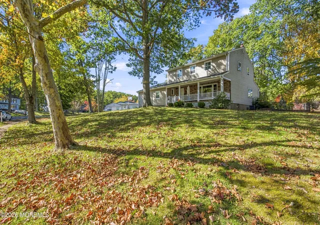 Photo 4 of Single family home for sale at 27 Surrey Ln, Eatontown, NJ 07724 | MLS# 22633361 | Listing updated on 2026-10-24