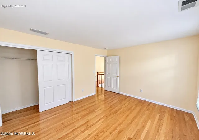 Photo 4 of Single family home for sale at 2 Apple Ridge Way, East Brunswick, NJ 08816 | MLS# 22633372 | Listing updated on 2026-10-22