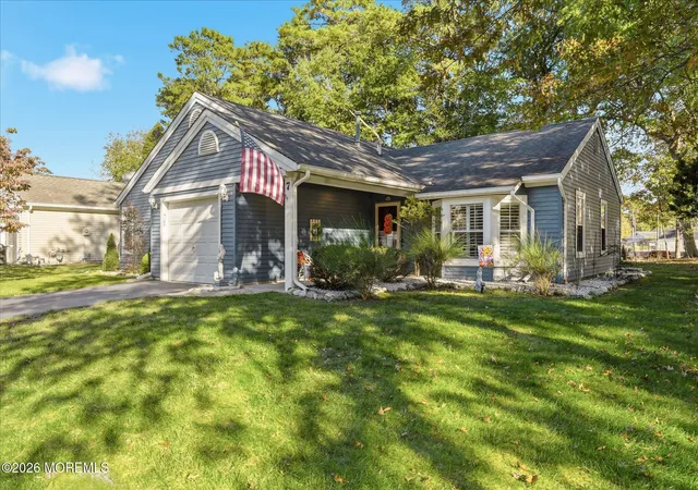 Photo 4 of Single family home for sale at 7 Portsmouth Dr, Forked River, NJ 08731 | MLS# 22633586 | Listing updated on 2026-10-23