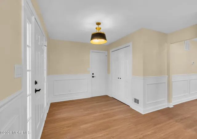 Photo 2 of Single family home for sale at 19 Deer Run Ln, Brick, NJ 08724 | MLS# 22633425 | Listing updated on 2026-10-28