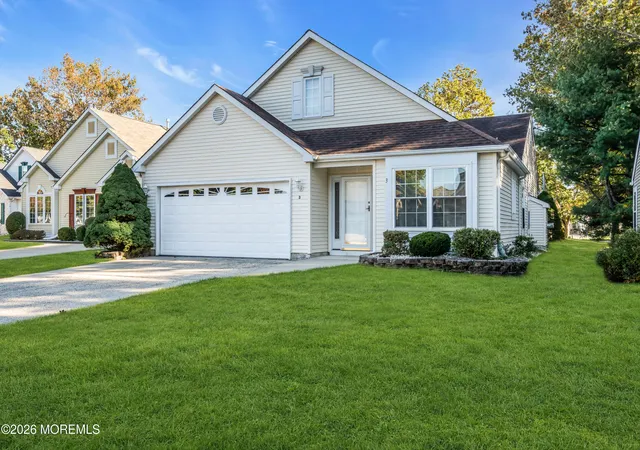 Photo 1 of Single family home for sale at 3 Stewart Ct, Jackson, NJ 08527 | MLS# 22633641 | Listing updated on 2026-10-23