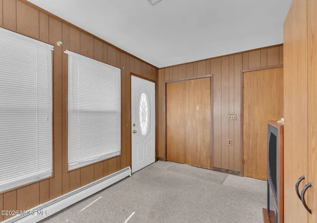 Photo 3 of Single family home for sale at 2 Leeward St, Toms River, NJ 08757 | MLS# 22633430 | Listing updated on 2026-10-22