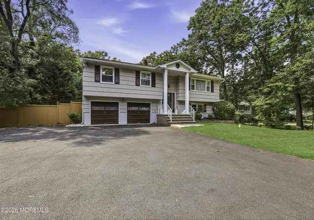 Photo 1 of Single family home for sale at 80 N Hope Chapel Rd, Jackson, NJ 08527 | MLS# 22633438 | Listing updated on 2026-10-26