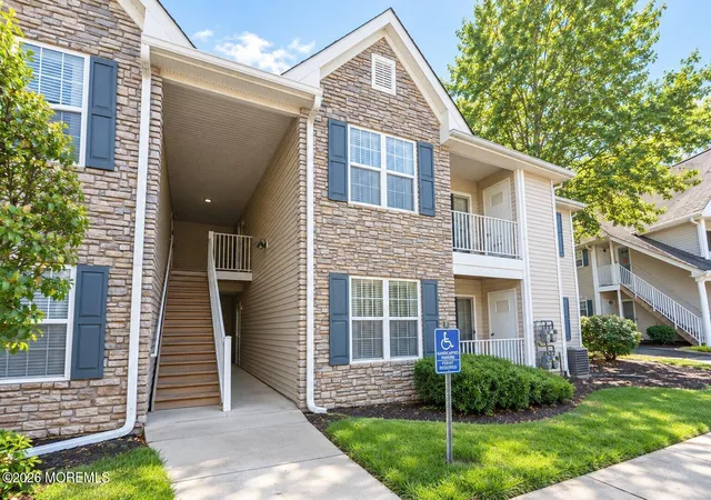 Photo 1 of Condo for sale at 804 Wedgewood Cir #818, Belford, NJ 07718 | MLS# 22633481 | Listing updated on 2026-10-25