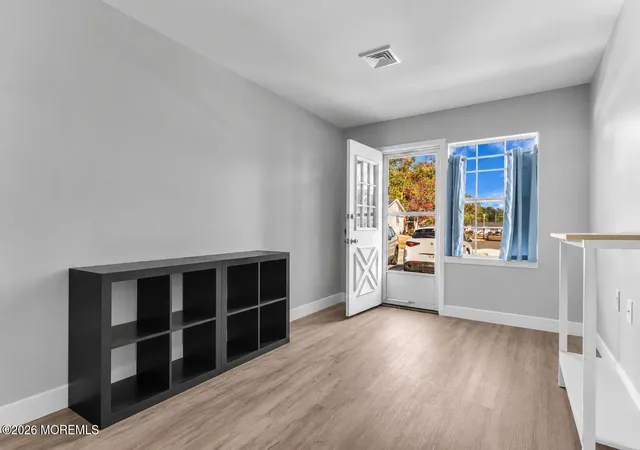 Photo 4 of Single family home for sale at 828 Balmoral Ct E, Lakewood, NJ 08701 | MLS# 22633482 | Listing updated on 2026-10-24