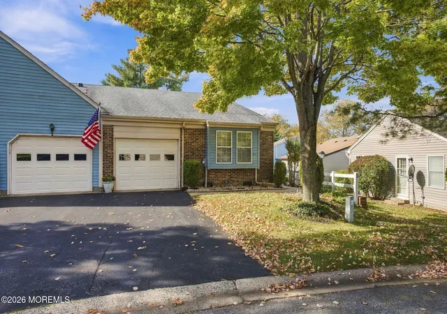 Listing Photo 1 - Condo for sale in building located at 2a John Adams Ct, Monroe Township, NJ 08831