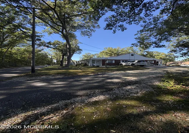 Photo 1 of Single family home for sale at 4 A Holly St, Toms River, NJ 08757 | MLS# 22633563 | Listing updated on 2026-10-23