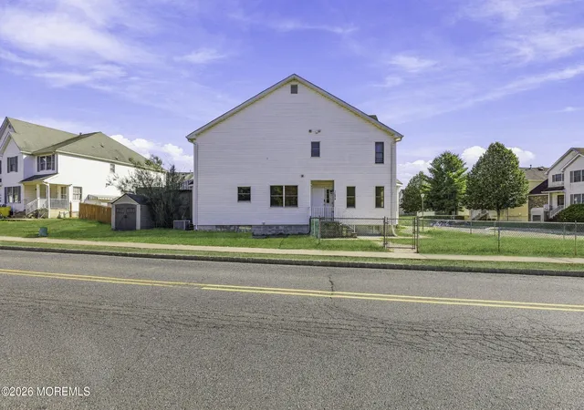 Photo 2 of Single family home for sale at 30 Kelm Woods Ave, Lakewood, NJ 08701 | MLS# 22633606 | Listing updated on 2026-10-25