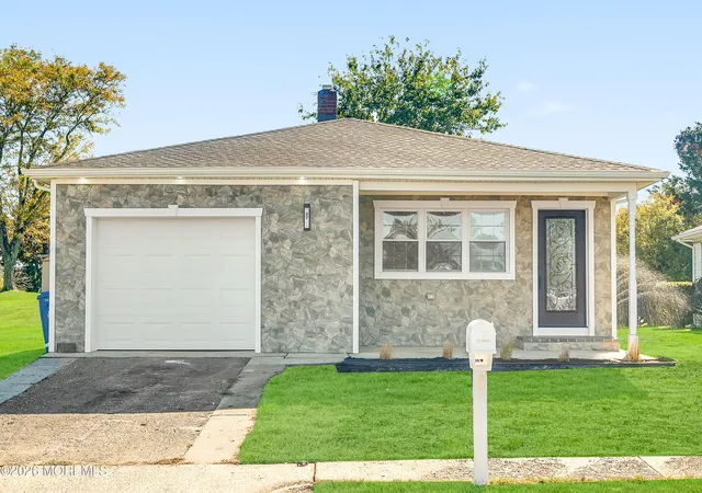 Photo 1 of Single family home for sale at 27 Puerto Vallarta St, Toms River, NJ 08757 | MLS# 22633617 | Listing updated on 2026-10-28