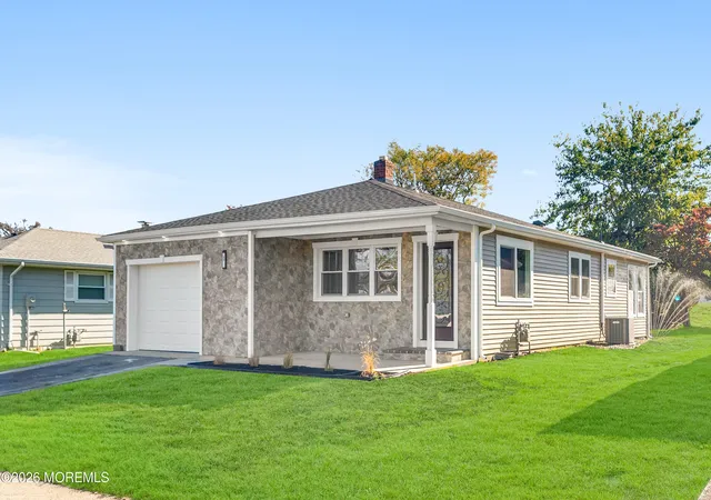 Photo 2 of Single family home for sale at 27 Puerto Vallarta St, Toms River, NJ 08757 | MLS# 22633617 | Listing updated on 2026-10-28