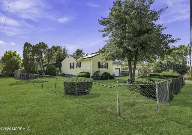 Photo 1 of Single family home for sale at 1140 Commonwealth Blvd, Toms River, NJ 08757 | MLS# 22633618 | Listing updated on 2026-10-26