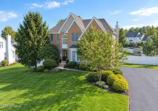 Photo 1 of Single family home for sale at 4 Lightfoot Dr, Manalapan, NJ 07726 | MLS# 22633699 | Listing updated on 2026-10-28