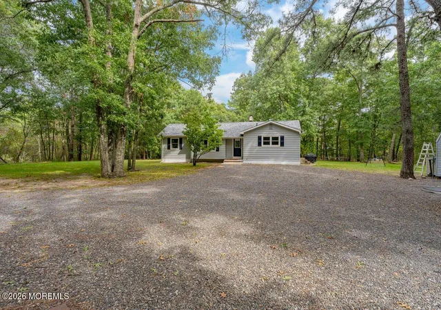Photo 2 of Single family home for sale at 345 Stump Tavern Rd, Jackson, NJ 08527 | MLS# 22633680 | Listing updated on 2026-10-28