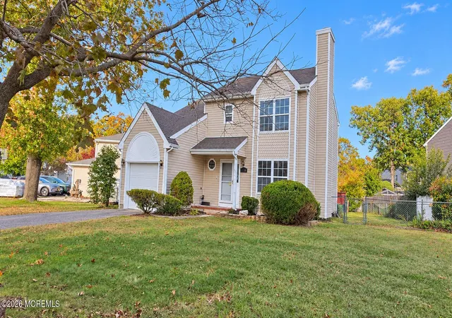 Photo 1 of Single family home for sale at 1204 Echo Pl, Toms River, NJ 08755 | MLS# 22633663 | Listing updated on 2026-10-24