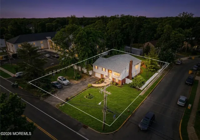 Photo 1 of Single family home for sale at 271 Joe Parker Rd, Lakewood, NJ 08701 | MLS# 22633679 | Listing updated on 2026-10-24