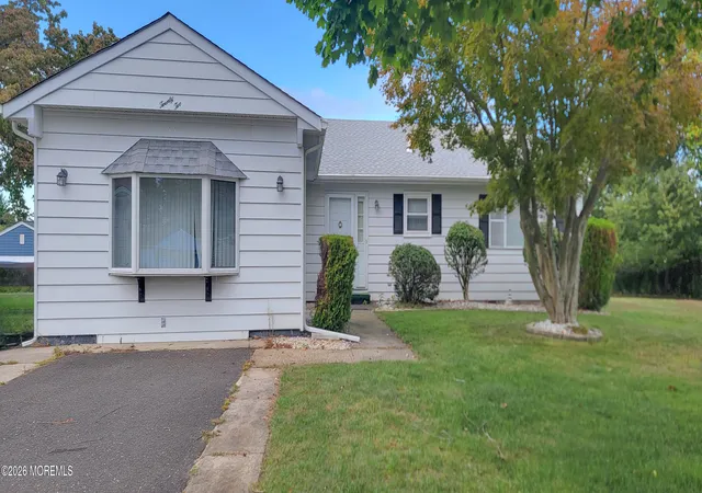 Photo 1 of Single family home for sale at 22 Maison Way, Toms River, NJ 08757 | MLS# 22633724 | Listing updated on 2026-10-25