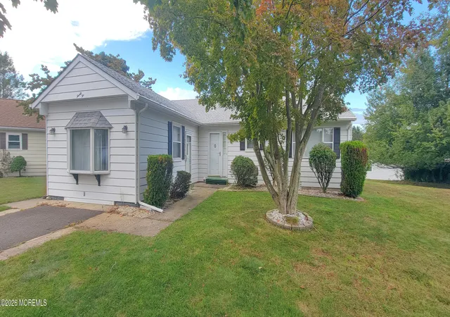 Photo 1 of Single family home for sale at 22 Maison Way, Toms River, NJ 08757 | MLS# 22633724 | Listing updated on 2026-10-25