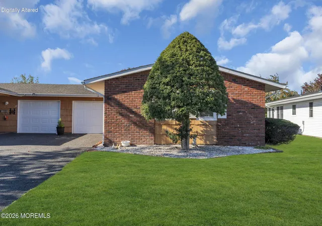 Photo 3 of Single family home for sale at 54 Darley Cir, Brick, NJ 08724 | MLS# 22633754 | Listing updated on 2026-10-28