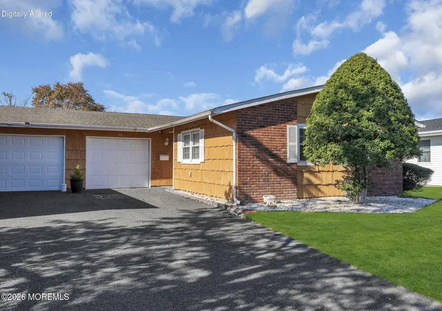 Photo 4 of Single family home for sale at 54 Darley Cir, Brick, NJ 08724 | MLS# 22633754 | Listing updated on 2026-10-28