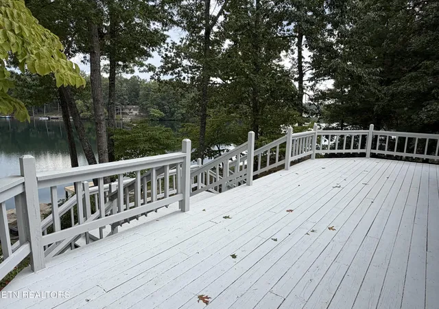 Photo 3 of Single family home for sale at 124 Canterbury Drive, Crossville, TN 38558 | MLS# 1356157 | Listing updated on 2026-09-24