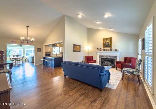 Photo 4 of Sale Pending at 8820 Ryegate Dr, Knoxville, TN 37922 | MLS# 1354532 | Listing updated on 2026-09-11