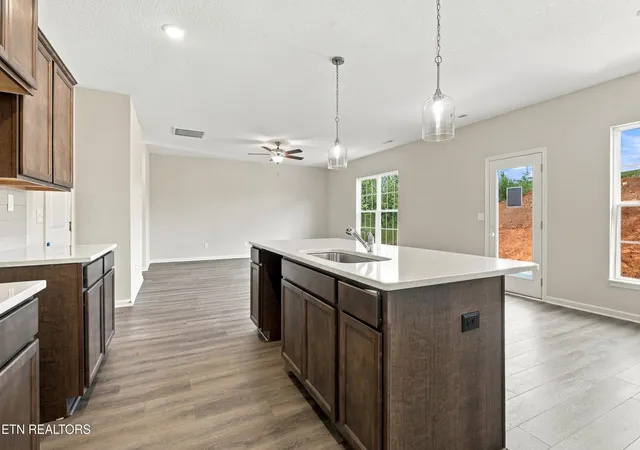Photo 3 of Single family home for sale at 104 Clover Meadow Ln, Maryville, TN 37801 | MLS# 1325989 | Listing updated on 2026-09-21