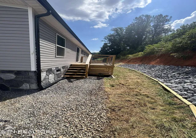 Photo 26 of Single family home for sale at 166 Alexander Crossings Dr, Church Hill, TN 37642 | MLS# 1332905 | Listing updated on 2026-09-18