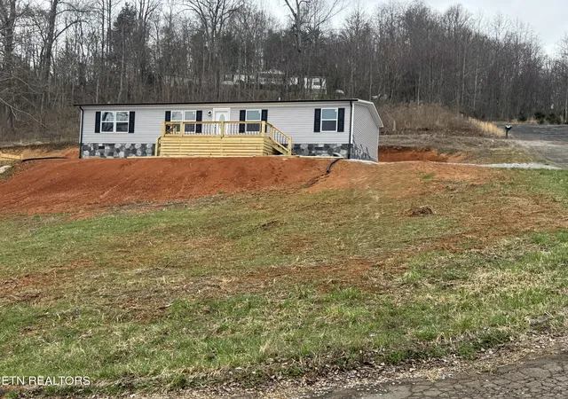 Photo 3 of Single family home for sale at 166 Alexander Crossings Dr, Church Hill, TN 37642 | MLS# 1332905 | Listing updated on 2026-09-18