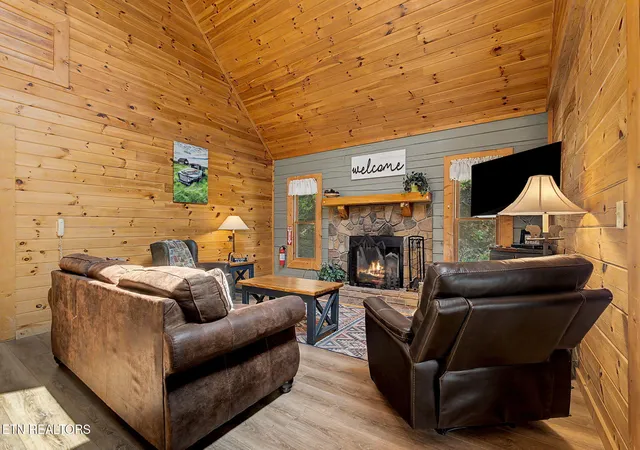 Photo 3 of Single family home for sale at 1134 Carroll Hl Ln, Sevierville, TN 37876 | MLS# 1333163 | Listing updated on 2026-09-24