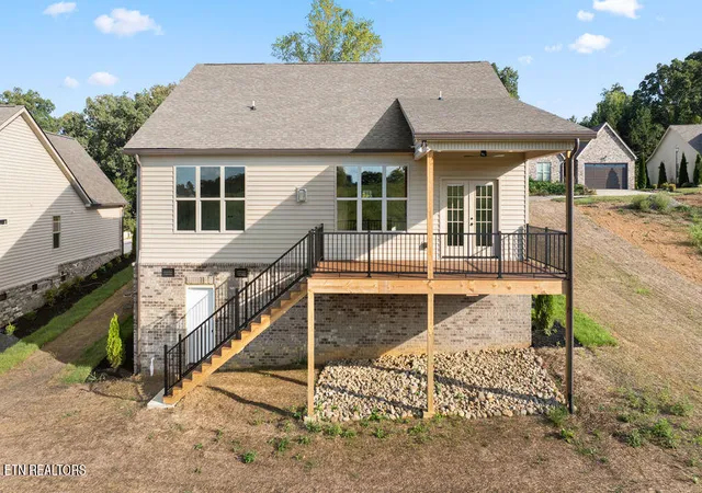 Photo 3 of Single family home for sale at 2267 Boulder Crst Ln, Sevierville, TN 37876 | MLS# 1333852 | Listing updated on 2026-10-20