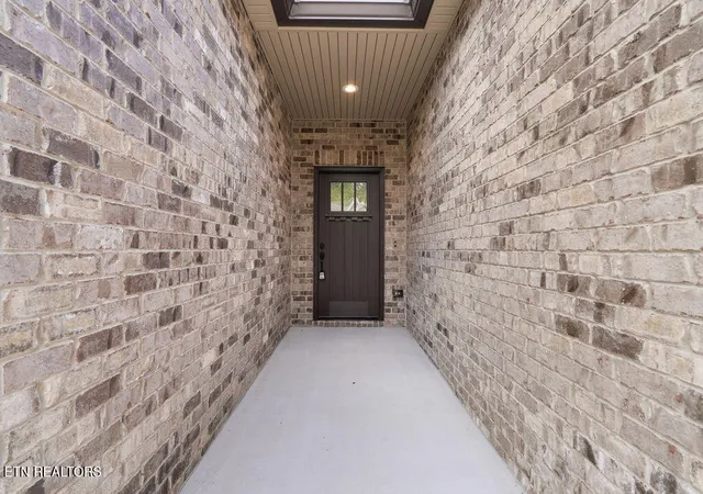 Photo 4 of Single family home for sale at 2267 Boulder Crst Ln, Sevierville, TN 37876 | MLS# 1333852 | Listing updated on 2026-10-20
