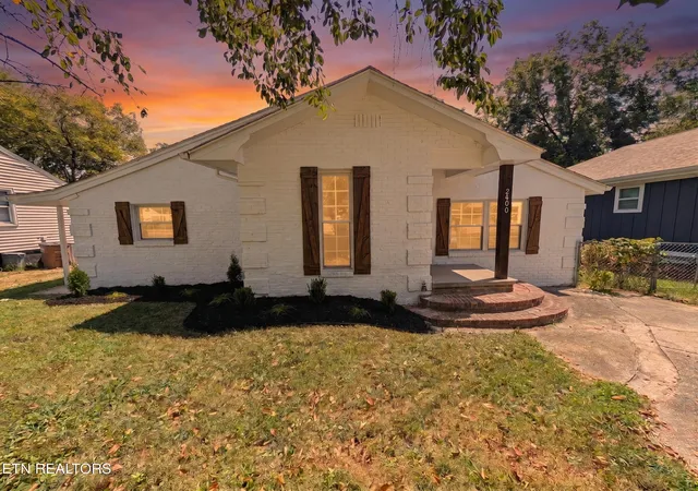 Photo 1 of Single family home for sale at 2400 Wilson Ave, Knoxville, TN 37915 | MLS# 1335398 | Listing updated on 2026-10-07