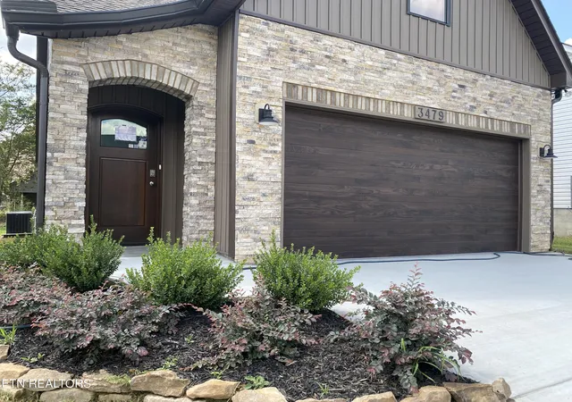 Photo 3 of Single family home for sale at 3479 Sparks Scenic Way, Knoxville, TN 37931 | MLS# 1337372 | Listing updated on 2026-09-04